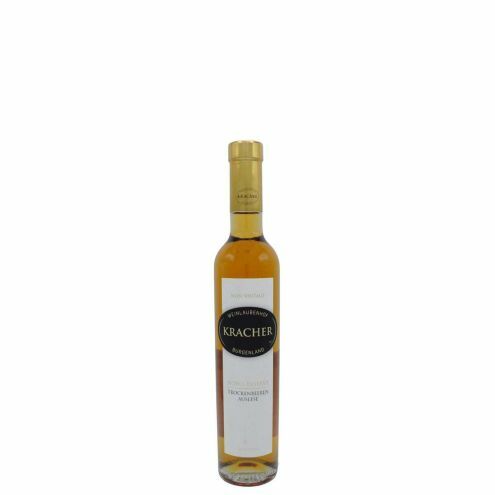 Noble Reserve Trockenbeerenauslese Burgenland Weingut Kracher NV Halves