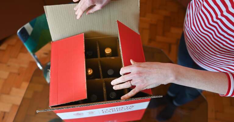 explorer wine case